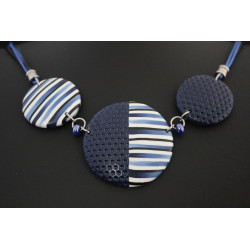 Collier en polymère Valérie Bleu Navy C227